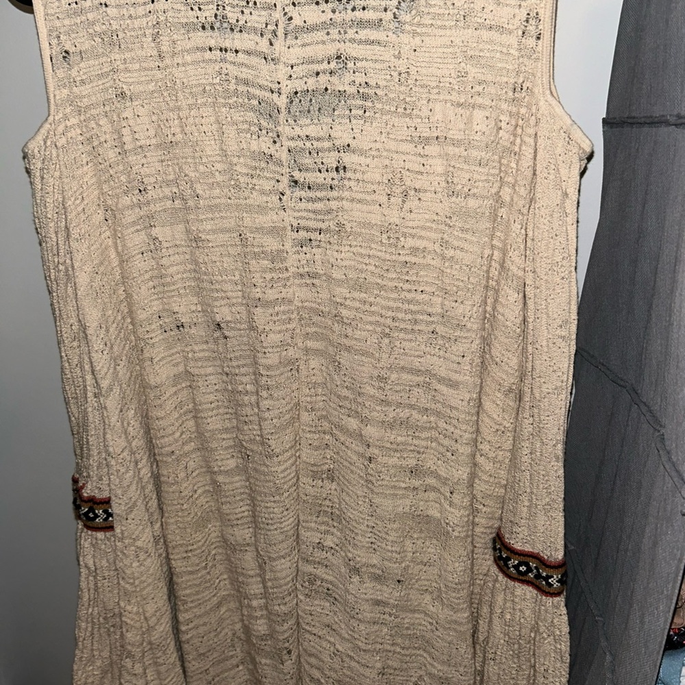 Free people - Picture 3 of 4